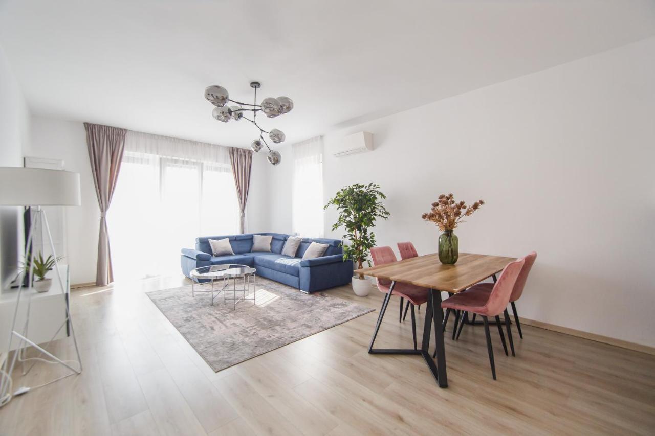 Perfect Harmony At Eas Residence Oradea Εξωτερικό φωτογραφία
