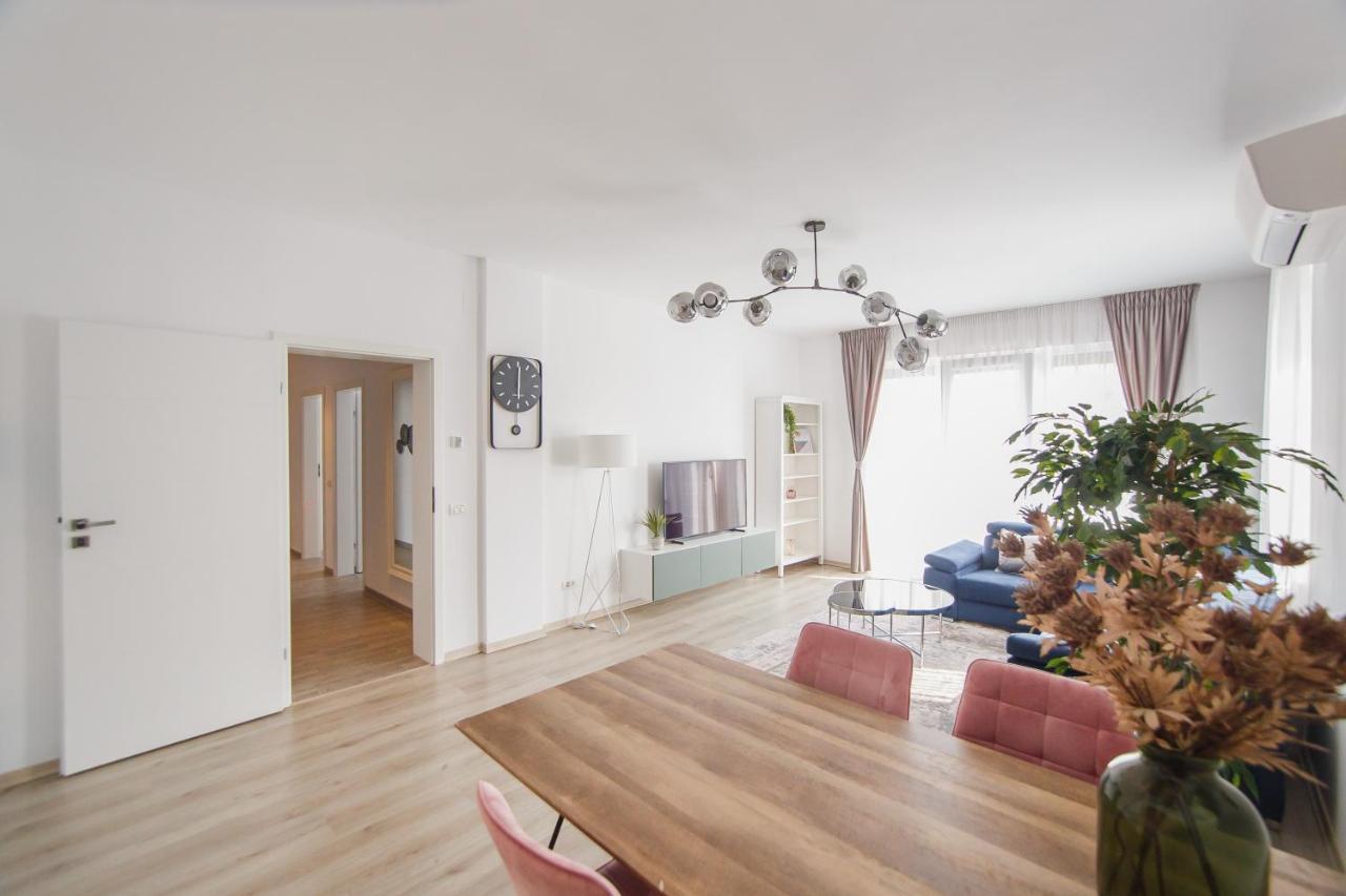 Perfect Harmony At Eas Residence Oradea Εξωτερικό φωτογραφία